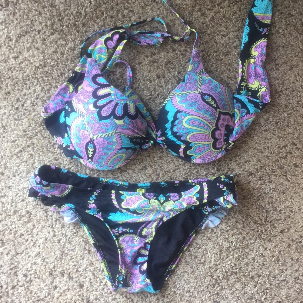 Black paisley bikini